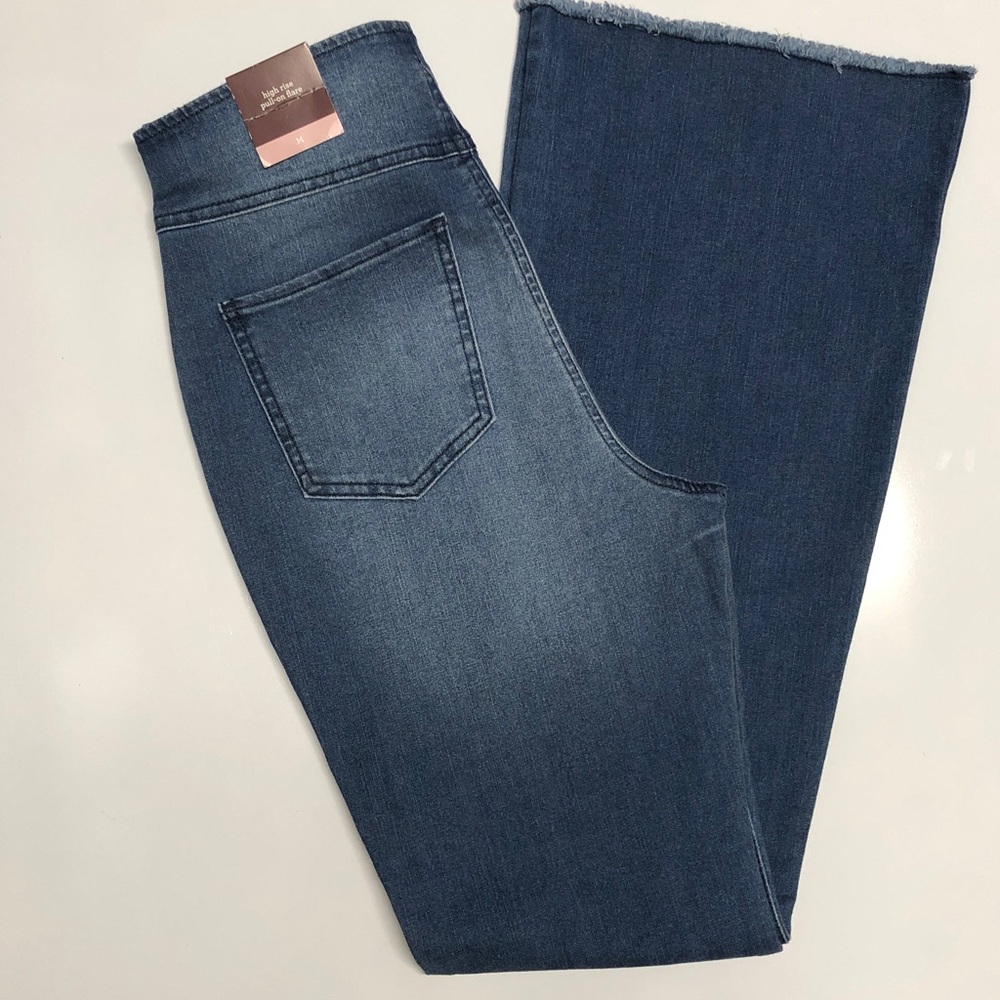 Knox Rose high rise pull on flare jeans size M